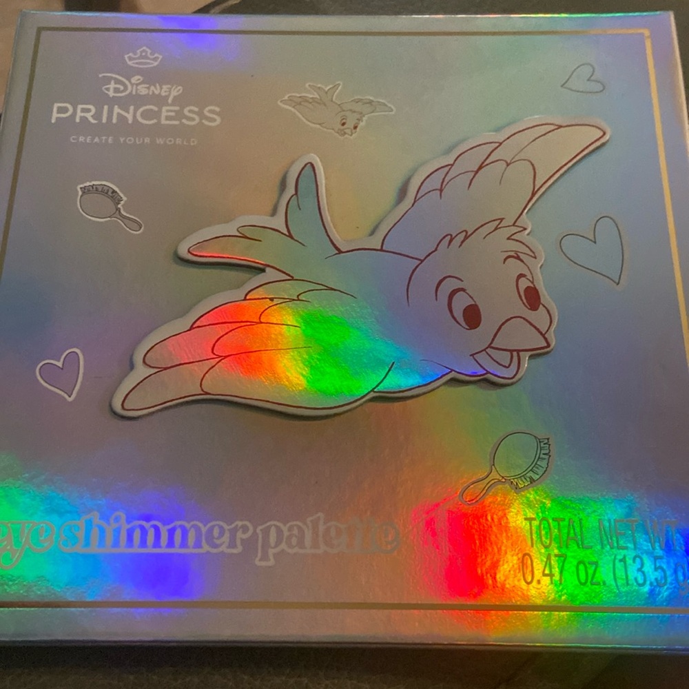 Disney shimmer palette eyeshadow Snow White
